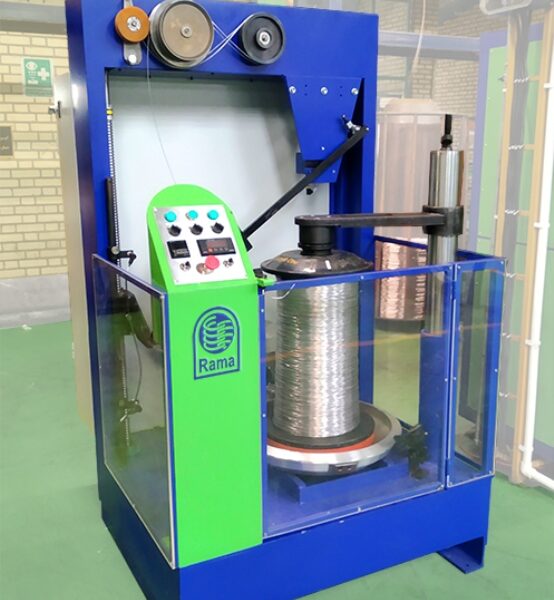 MEDIUM TAKEUP 1 1 554x600